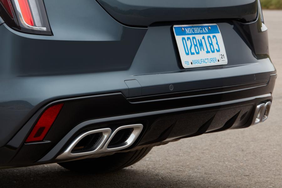 Детали экстерьера Cadillac CT4-V 2019 года  (фото 5 из 32)